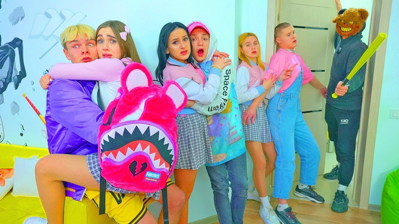 türkçe vlog: OKULDAKI HERKESI KIM KORKUTUR? BULDUK!