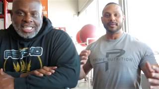 Men's Physique Olympia Champion Trains Chest with Psycho