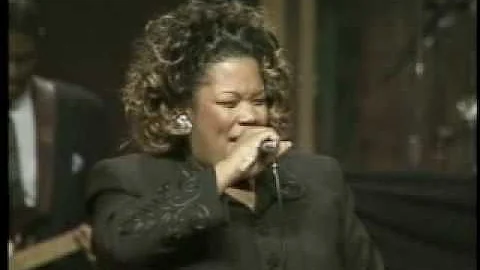Richard Smallwood & Vision - Everything That Has B...