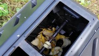 How A Compost Bin Works | A Great Use For Your Kitchen Food Waste