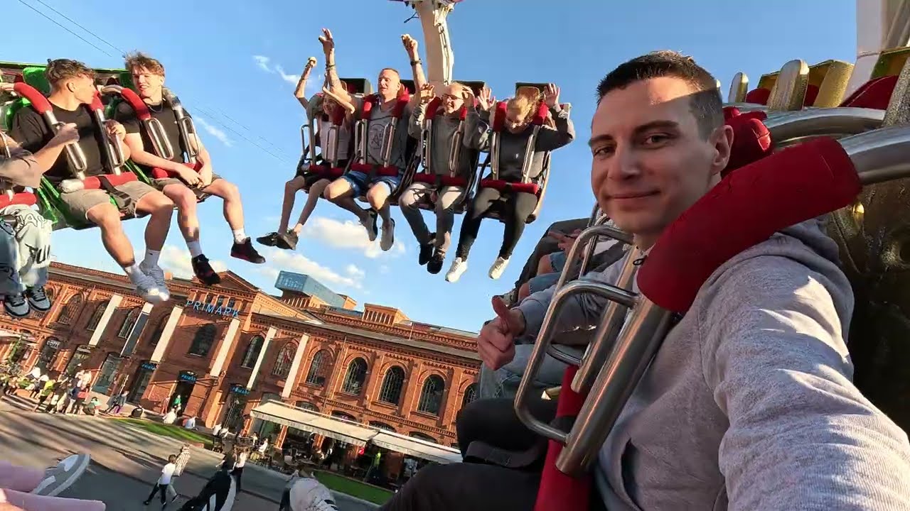 Karuzela Extreme (Lunapark Mati) On ride 4 - Łódź - Kwiecień 2025 (Manufaktura)
