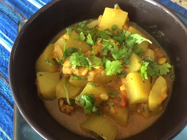 Ghiya Badiyan Sabji Hindi Recipe | Lauki Curry with Vadi  Squash | Eat East Indian