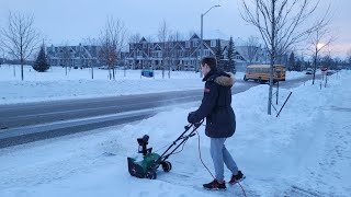 Зима в Онтарио. Распаковка снегоуборочной машины || Life in Canada 🍁