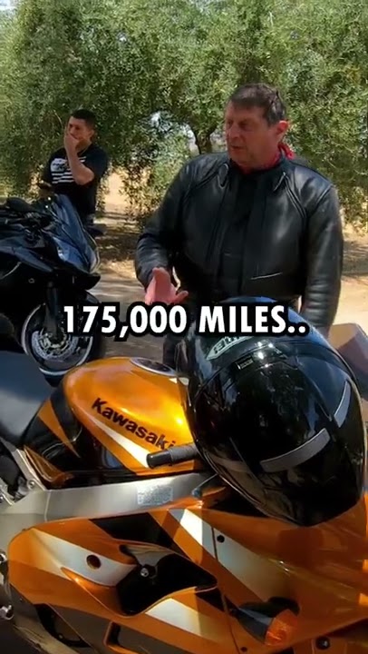 Motorcycle top speed & tunnel run on Kawasaki ZX-9R 1998