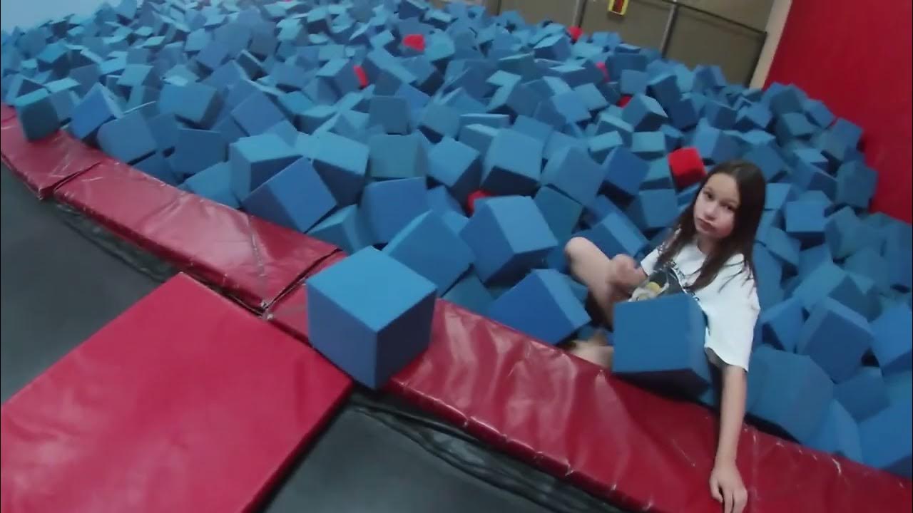 AEROZONE Adventure Indoor Trampoline Park Fresno!! YouTube