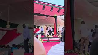 After the drama, President Ruto was seen engaging the man who breached security