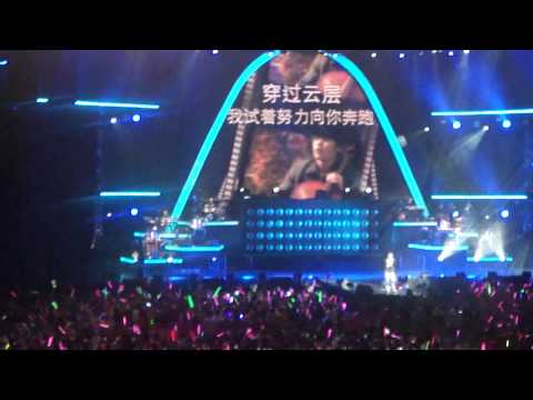 开不了口with the lyrics on Jay Chou's 超时代 2011  concert malaysia tour