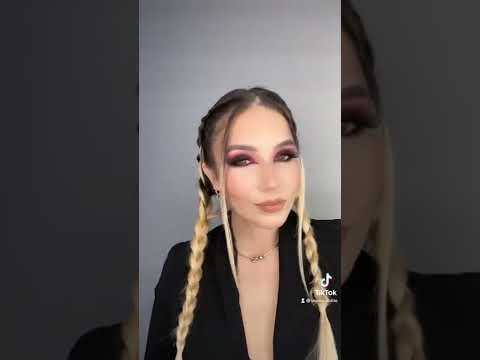 Makeup Artist #makeupartist #makeuplover #makeuplook #redeyeshadow #redmakeuplook