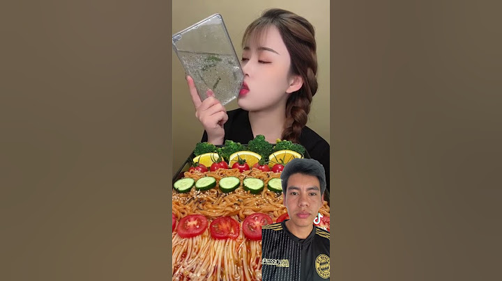 Chinos comiendo #tiktok #amor #cosasdenovios #videoshort #automobile #comida #viral #chinos