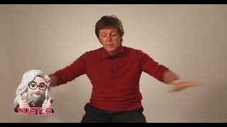 Paul McCartney tells a great joke. 🤣