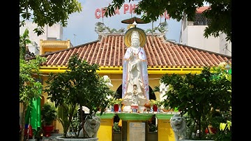 Cúng cơm Vong Linh có nhạc Lễ