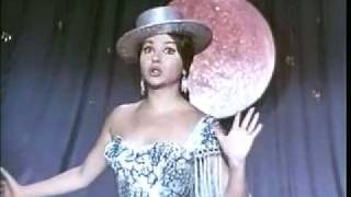Video thumbnail of "Marujita Díaz - "LUNA DE ESPAÑA" - Revista Musical Española"