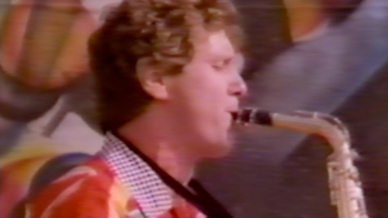 Watch Spyro Gyra - Shakedown (Official Music Video) on YouTube Watch Spyro Gyra - Shakedown (Official Music Video) on YouTube