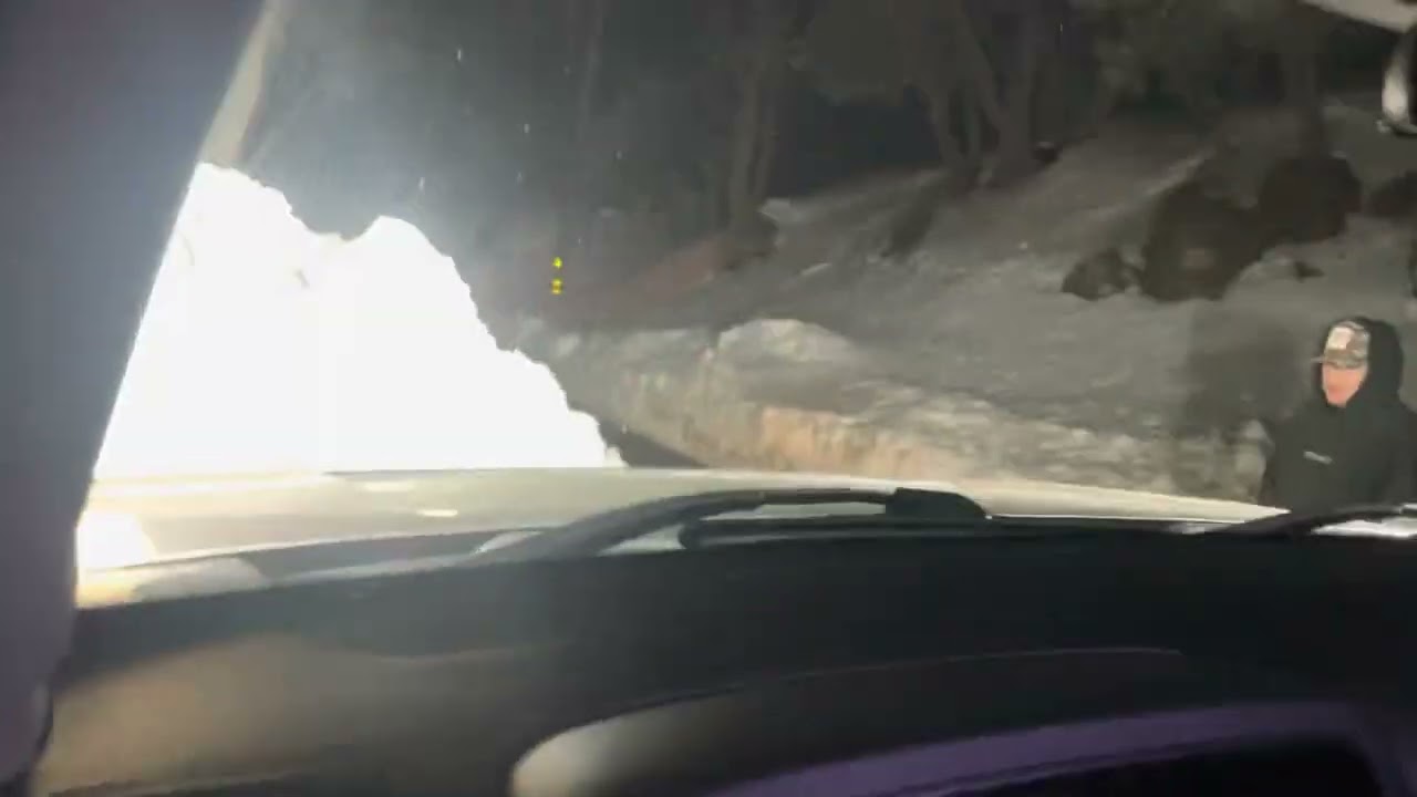 Nilight 4 inch pods and 52 inch light bar mounted to the G3 fab works hummer h3 light bar mount