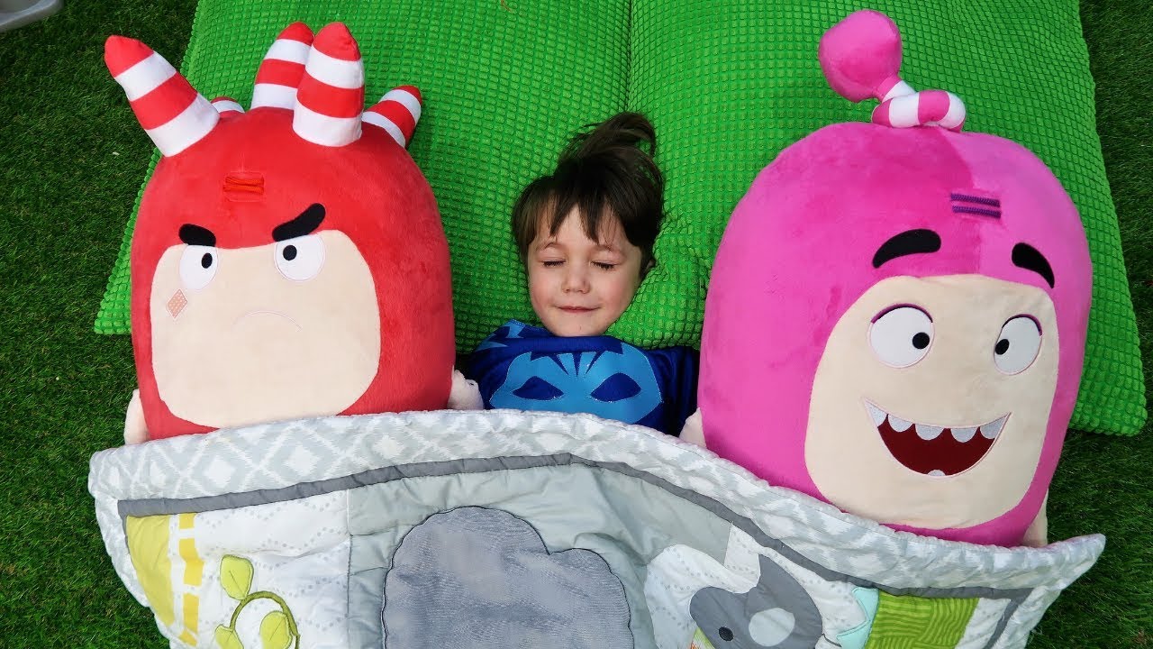 Pretend Play Hide and Seek - YouTube
