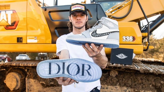 kook een maaltijd Oorzaak Overwegen The $10,000 DIOR Air Jordan 1 Unboxing & REVIEW - YouTube