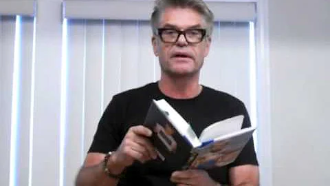 Harry Hamlin's reading at Vicki Abelson's Women Wh...