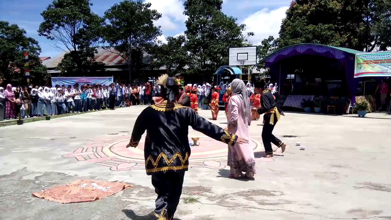 Tari asik mahligai kaco..SMAN 7 kerinci