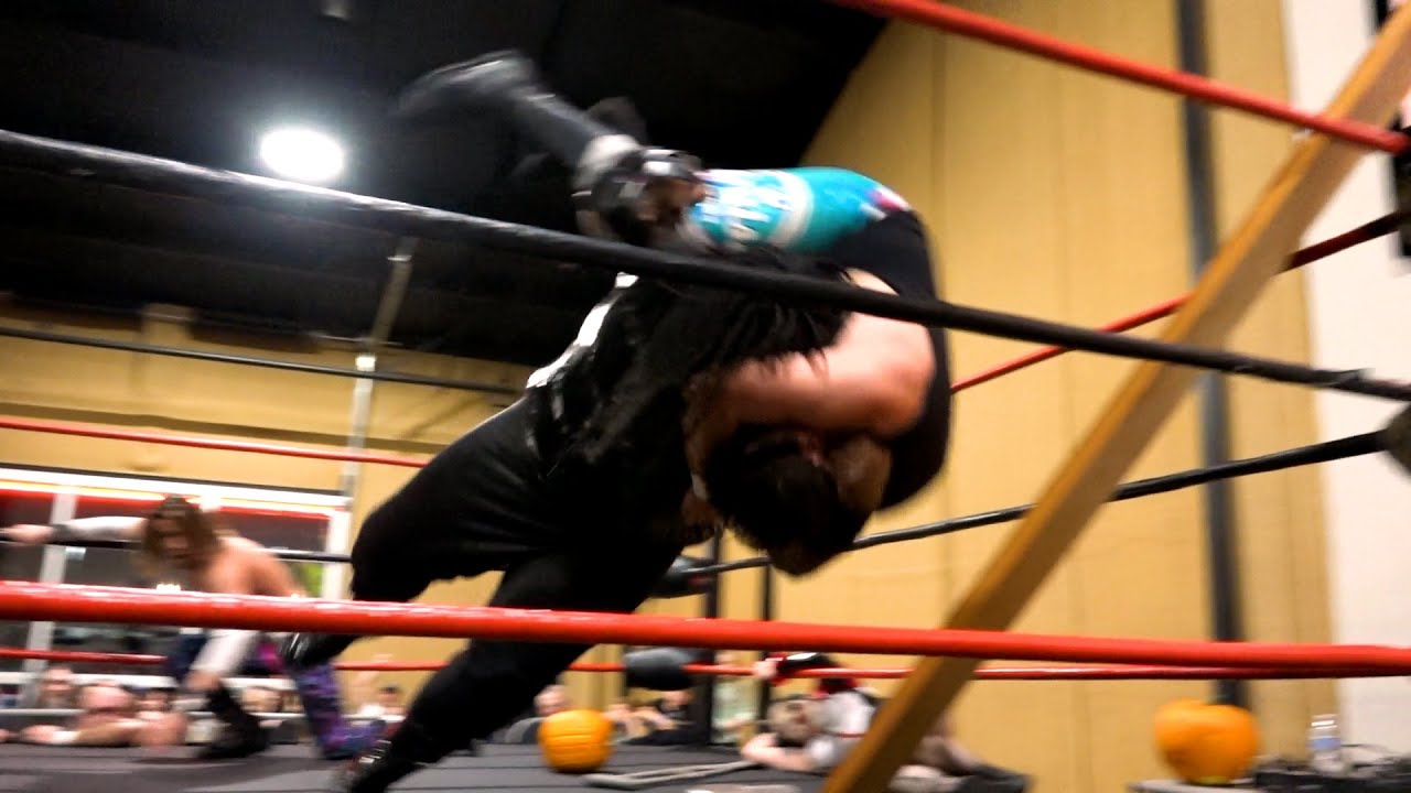 Double Gold Scramble Match [FULL MATCH | Monster Mash] 