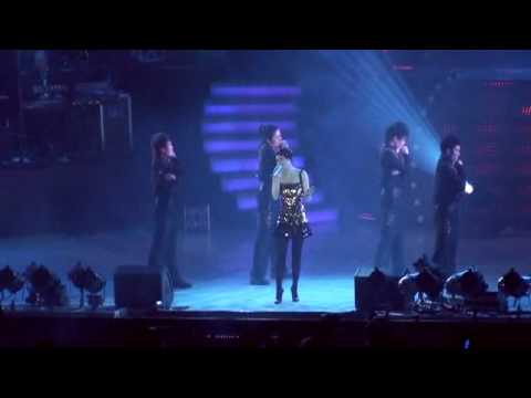 张靓颖上海演唱会  "为难" 微凉的春雨版