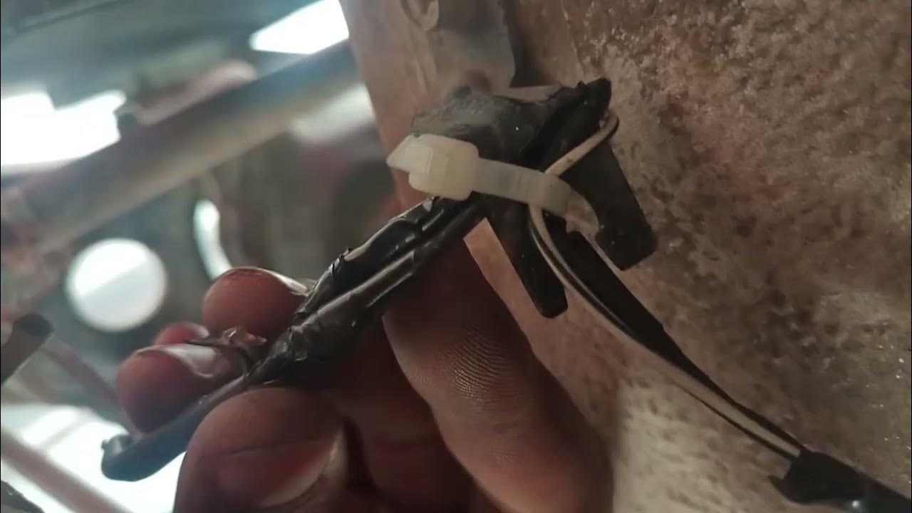 c1025 leftfront wheel speed sensor circuit voltage YouTube