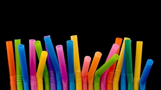 6 Simple Life Hacks For Drinking Straws - You Should Know