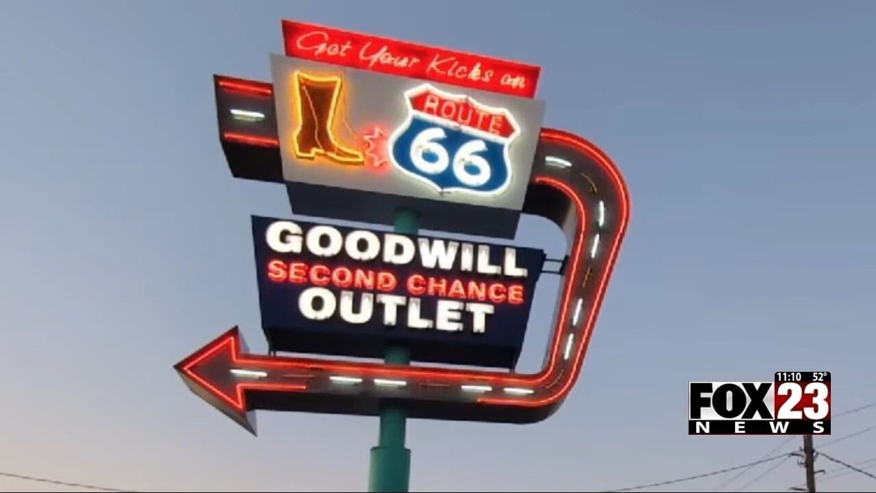 Video: What makes a sign “neon”? Tulsa experts explain the glow that defines Route 66