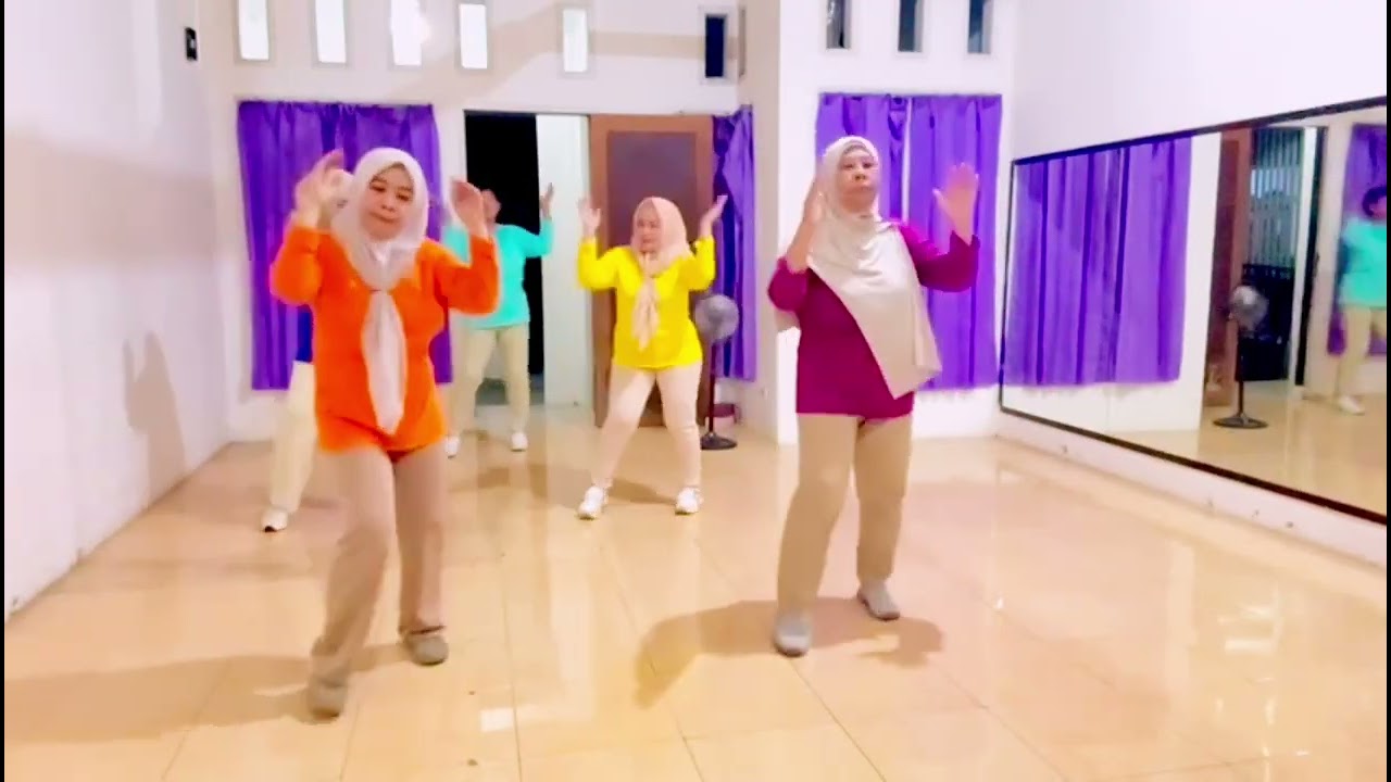 I'm In Love With You / Junghye Yoon (KOR) / d'MOMs LD Palu