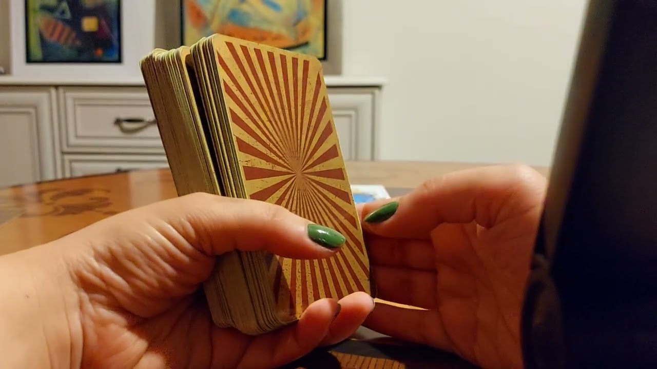 მღალატობს თუ ერთგულია?