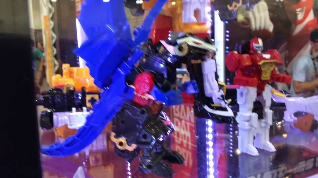 PMC 2016 Power Rangers Ninja Steel 2017 Toys Revealed Booth Tour