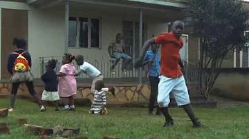 Ghetto Kids of sitya loss Dancing Jambole by Eddy Kenzo [Please do not re-upload]
