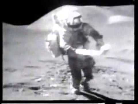 Video: Ai đầu Tiên Hạ Cánh Trên Mặt Trăng