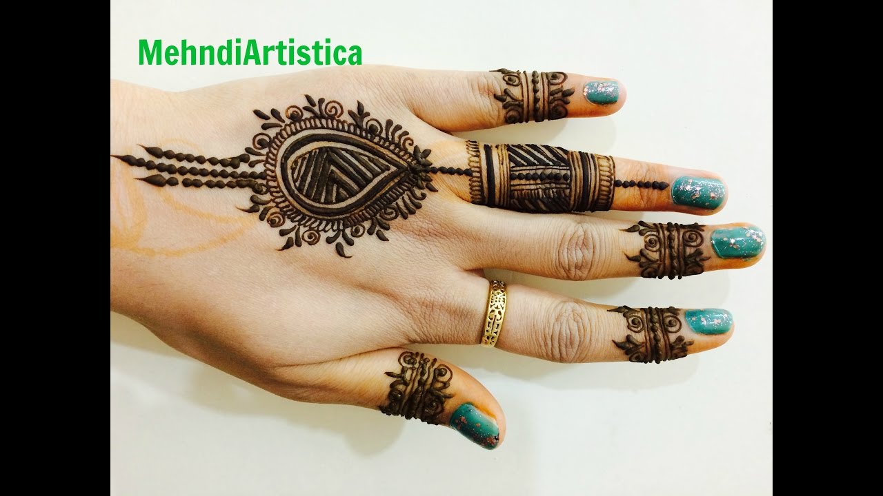 Photo of Ring finger mehndi design.