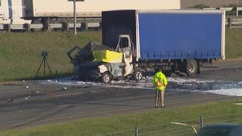 Deadly multi-car crash in Skagit County