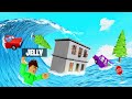 SURVIVE The TSUNAMI In ROBLOX! (Natural Disasters)