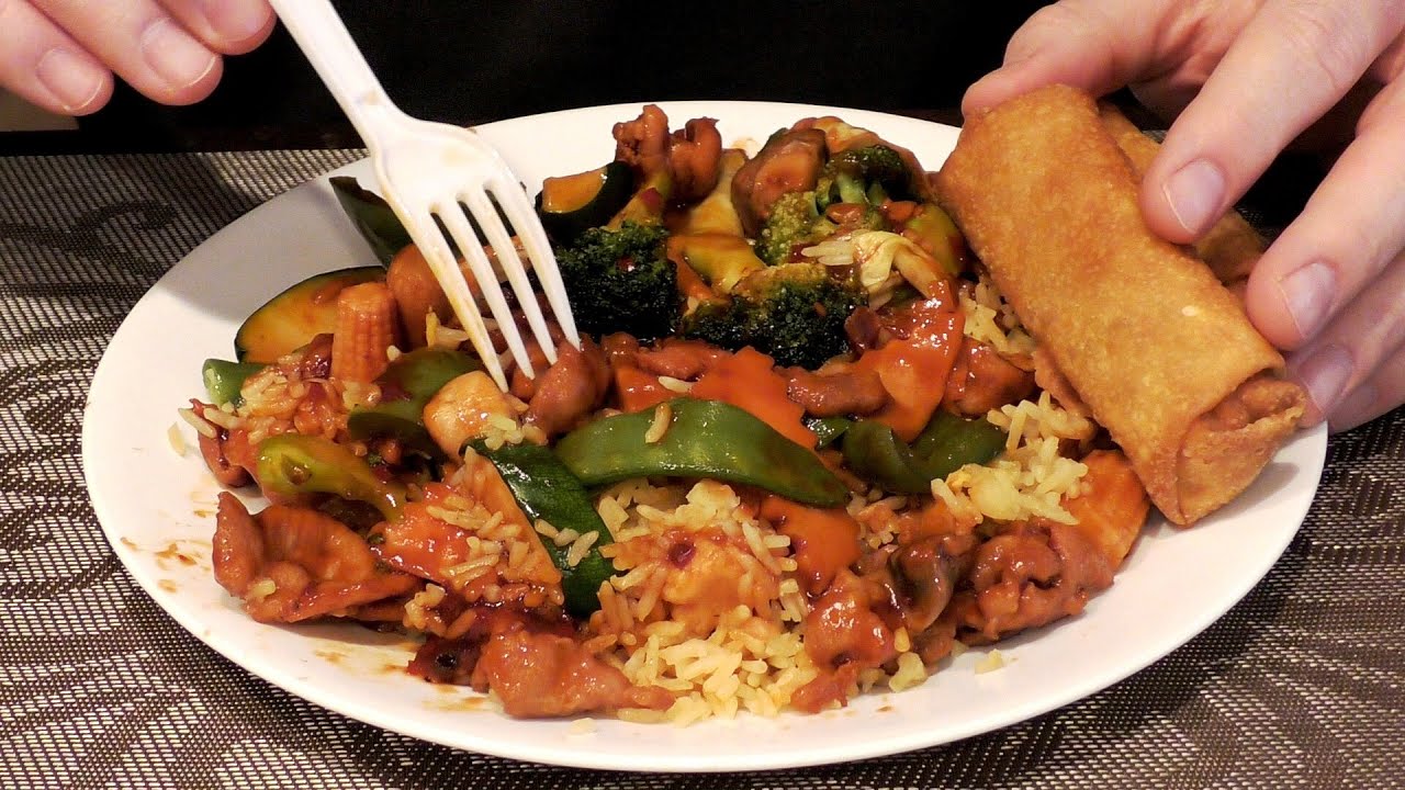 ASMR: Eating Hunan Pork Stir Fry & Egg Rolls 湖南豬肉