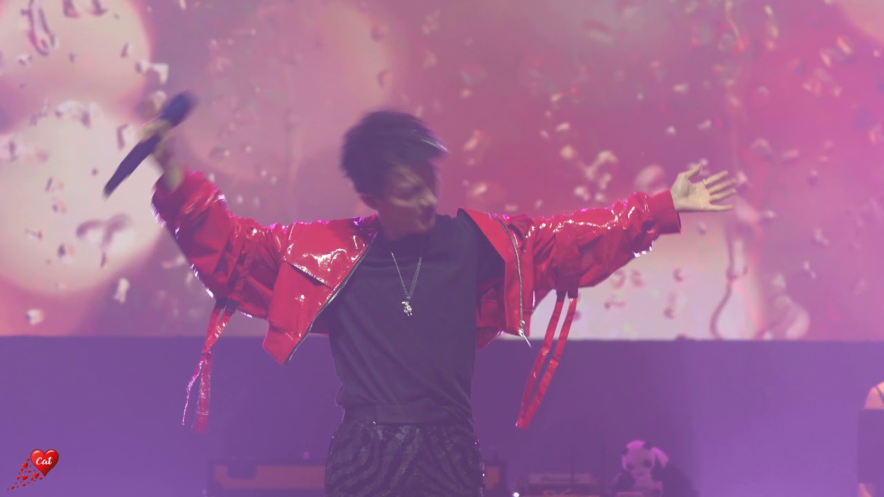 camera iphone 8 plus apk 《我要我們在一起》巡演深圳站_周深Zhou Shen