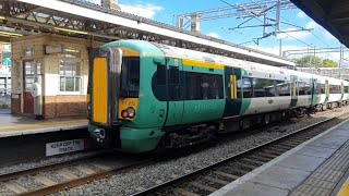 Trains at Harrow and Wealdstone 2/10/22