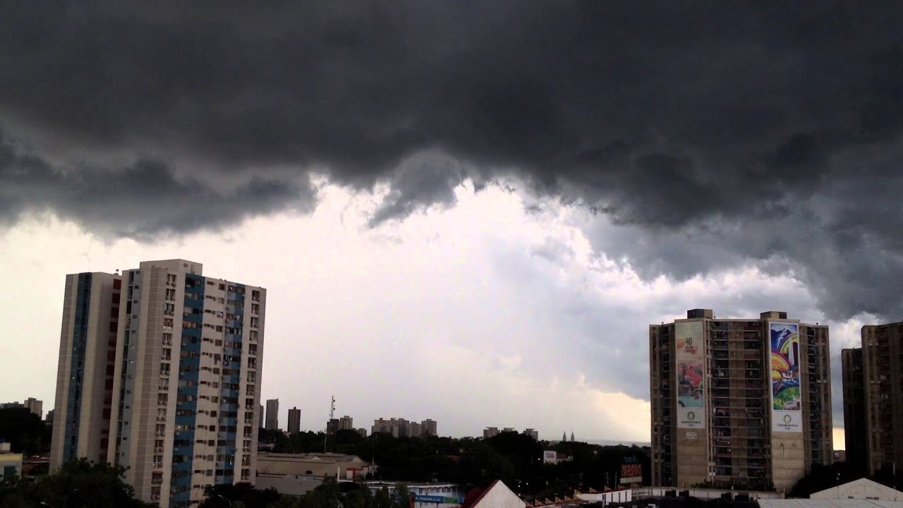 Resultado de imagen para nubarrones sobre Maracaibo