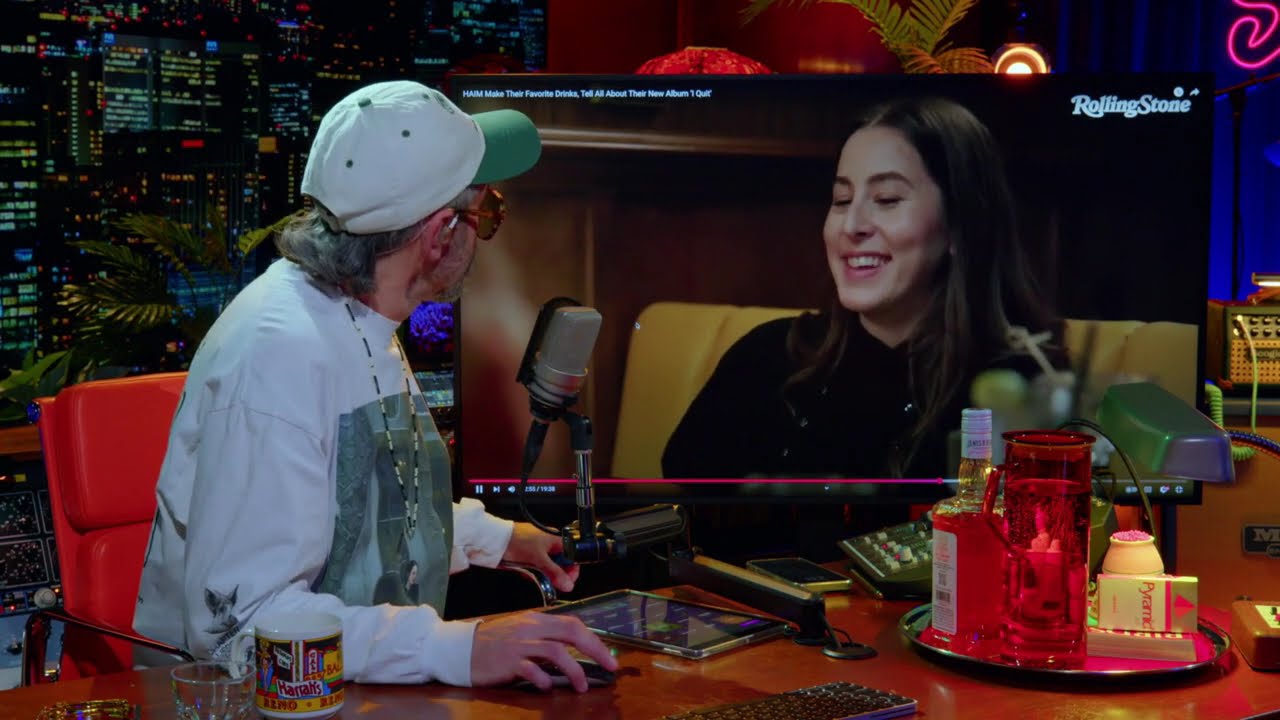 Сестры-пердуны Haim | RED BAR