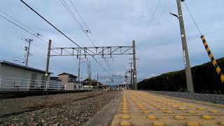 七尾線金丸駅413系B4編成入線