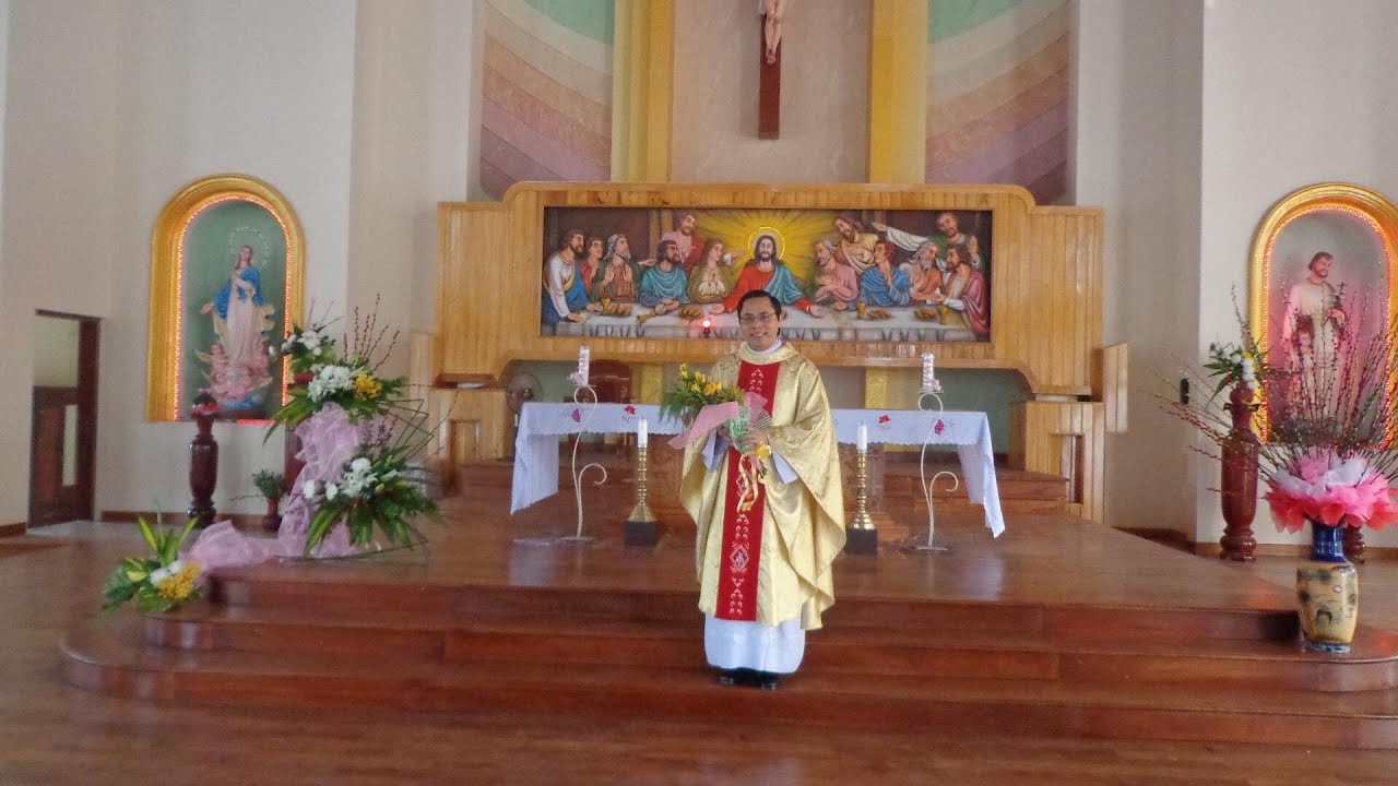 Những hình ảnh kỷ niệm của cha Đaminh Lương Đức Toàn với Giáo xứ Phong Cốc I BTTGXPC 2021