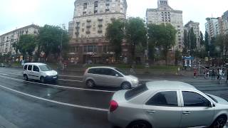 Your Kiev Travel Guide: Kreschatik, Khmelnitskogo & Metro Teatralna (ENGLISH) screenshot 4