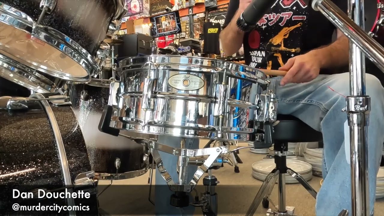 PEARL Custom Alloy Sensitone14x5.5スネアドラム Pearl Custom Alloy 5x14 Sensitone Steel Snare Drum (preowned