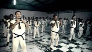 Petarung Sejati -  Video by Jeanie & Satlat Gita (Tarung Derajat)