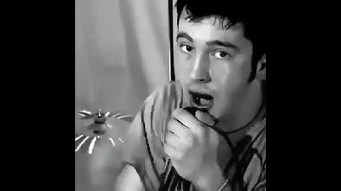 Legit fetus singing "The Pantaloon" with other fetuses in a fetus band