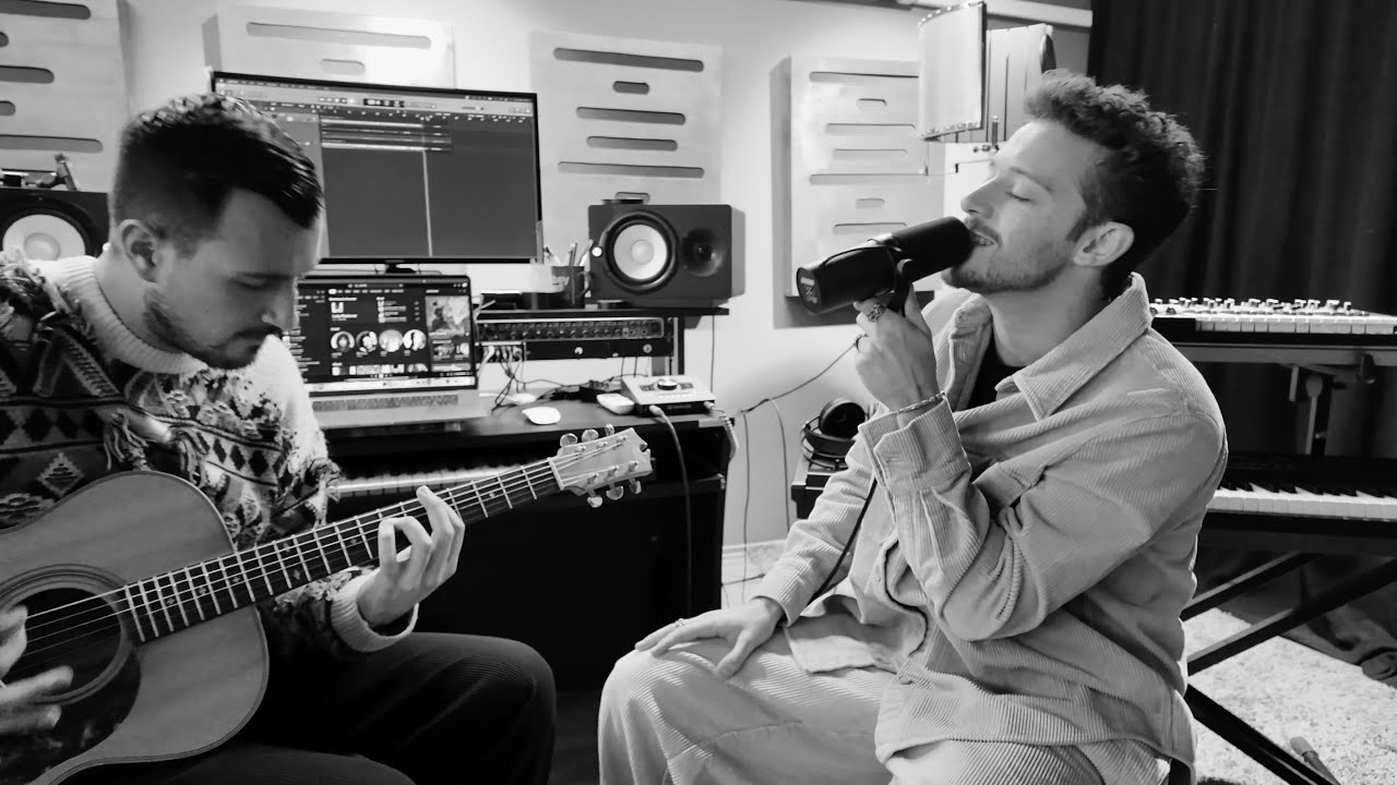 RUGGERO - Lady Madonna (Acoustic Session)