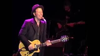 Metropolitan Glide - LIVE 2004 (High Quality Audio) Tom Waits