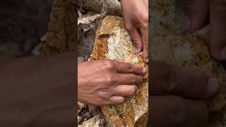 𝙅𝙀𝙉𝙄𝙎 𝘽𝘼𝙏𝙐 𝙆𝘼𝙋𝙎𝙐𝙇 banyak menyimpan emas #gold #viral