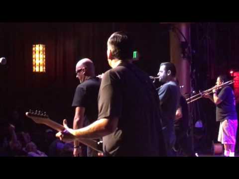 Voodoo Glow Skulls "Give me someone I can trust" LIVE in Santa Ana, CA! #voodooglowskulls #livemusic